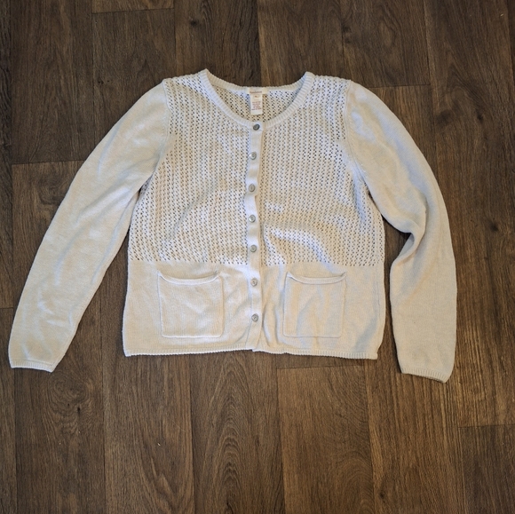 Sundance Double Pocket Knit Cardigan Sweater with Mother of Pearl Shell Buttons. - Picture 3 of 11